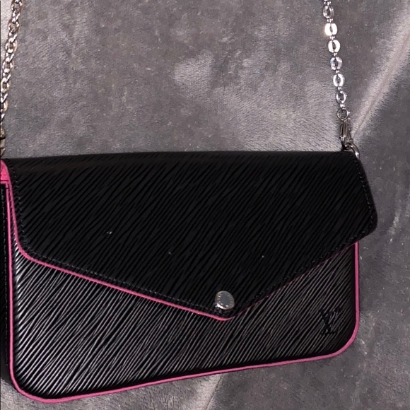 Authentic Louis Vuitton, coin purse, c.c. holder - Picture 2 of 8